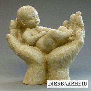 Parastone beeldje baby in handen - Dierbaarheid - ivoor - 12 cm hoog
