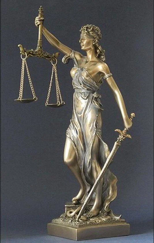 Parastone beeld Vrouwe Justitia bronskleur