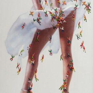 Canvas Schilderij – Jurk waaiend in de wind – 90 x 140 cm