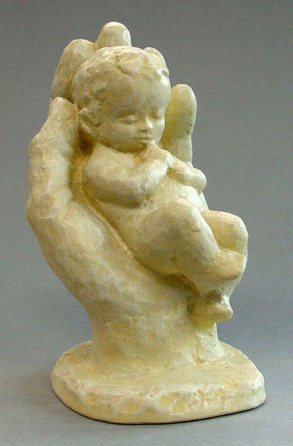 Parastone beeldje baby in hand - Geborgenheid - brons - 1226.20 - 12 cm hoog