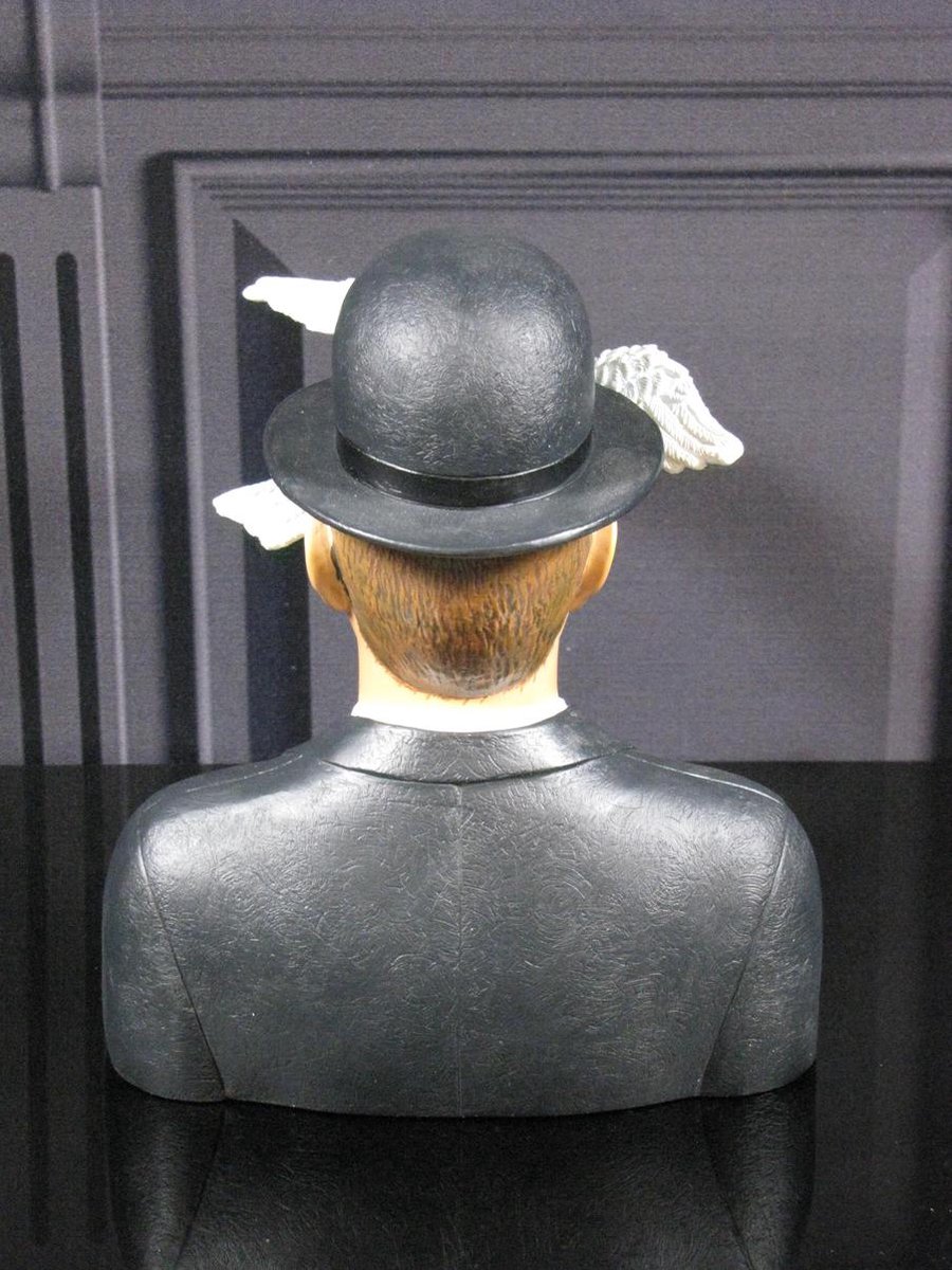 Rene Magritte L'homme au chapeau melon Mouseion