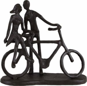 Sculptuurtje Liefde komt met bagage